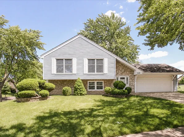 249 Langton Ln, Bloomingdale, IL 60108