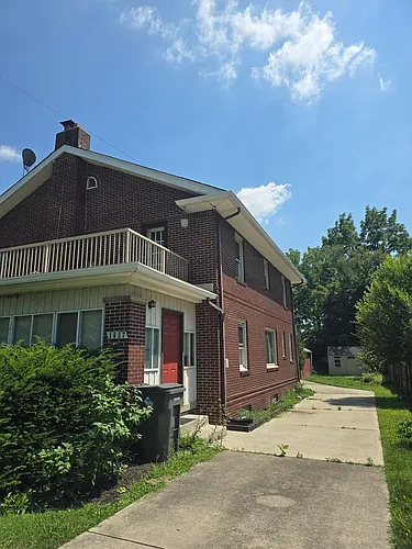 1637 Lawrence Ave #&-1639 Photo 1 1637 Lawrence Ave #&-1639 Photo 1