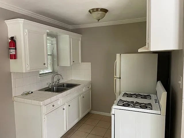 3815 Briley St #4 — Photo 1