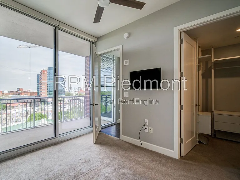 1820 Peachtree Rd #911 — Photo 30