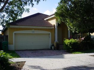 16420 SW 81st Ter, Miami, FL 33193