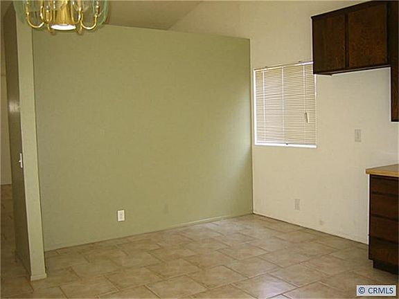 4th image of 261 N Paseo Picaro