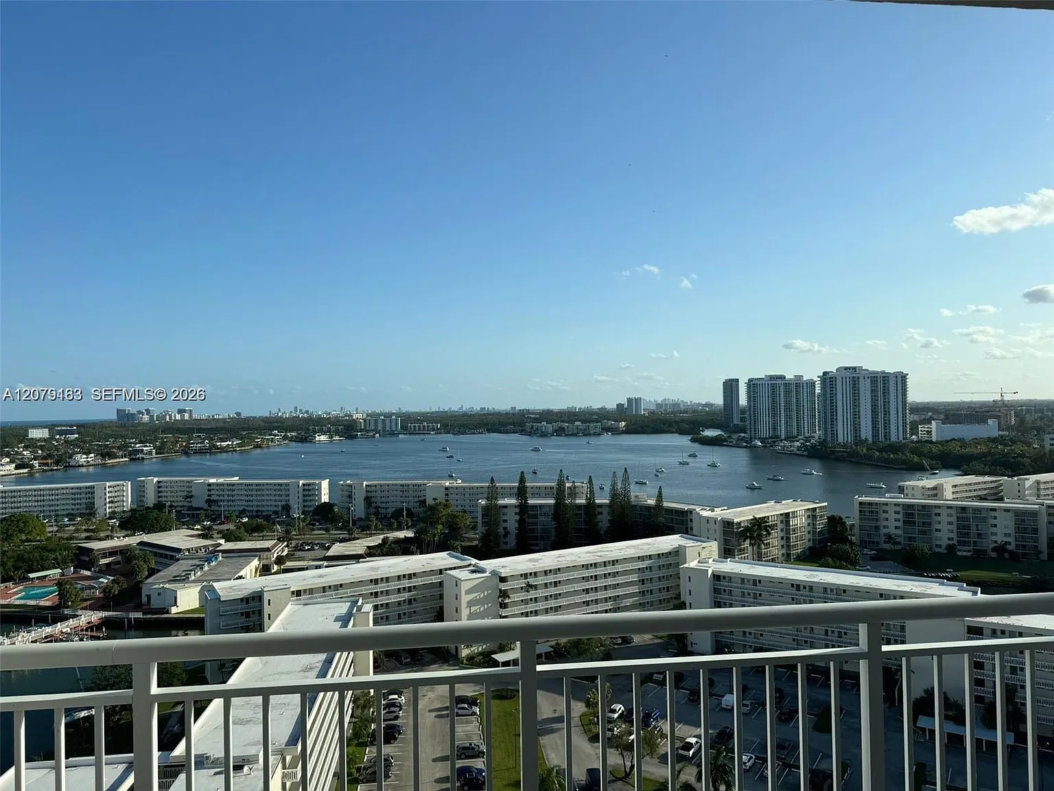 Del Prado Marina — Photo 2
