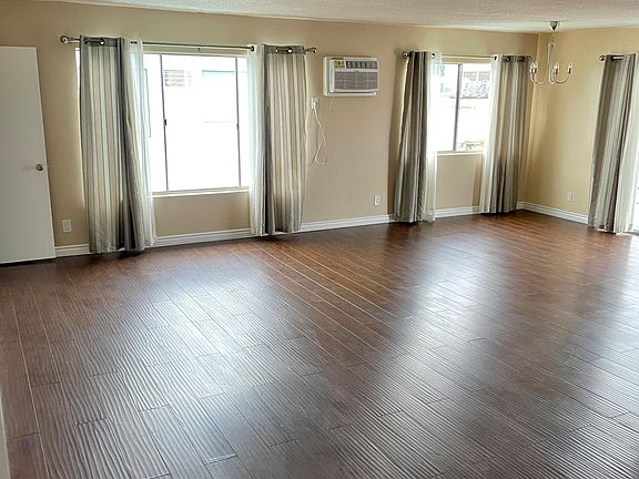 2nd image of 1800 Camden Ave #306