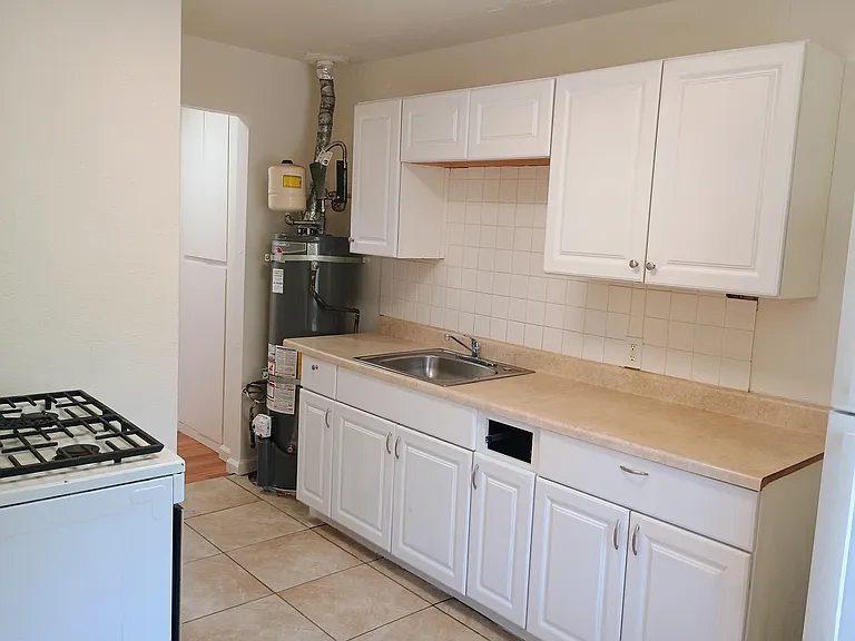 1455 Lochbrae Rd #8 — Photo 7