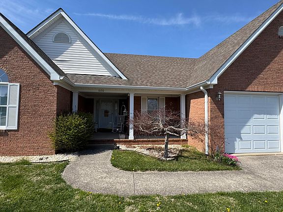 3rd image of 1050 Burnell Dr