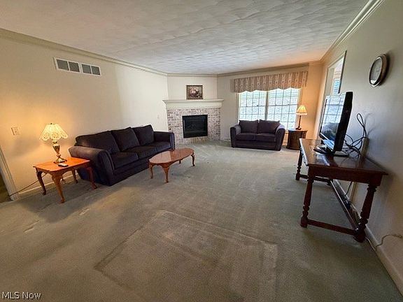 5th image of 165 Mathews Rd Unit A