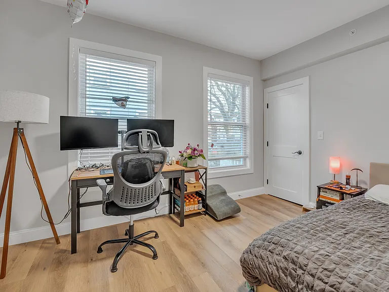 51 Beaver St #2 — Photo 7