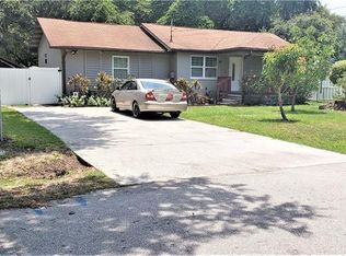 8810 Kanawha Rd, Riverview, FL 33578