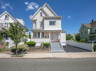 32 Dean St, Everett, MA 02149