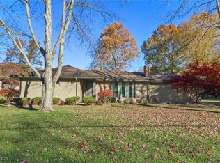 218 Moreland Dr, Canfield, OH 44406