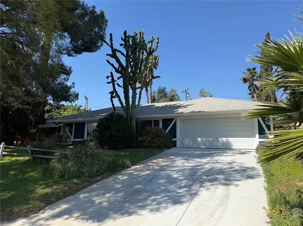 7811 Bolero Dr, Riverside, CA 92509