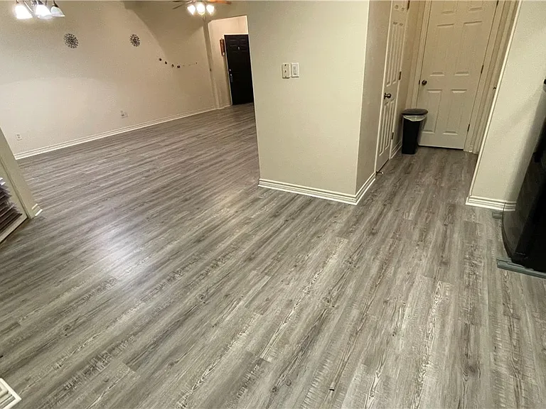 1425 W Villa Maria Rd #602 — Photo 13