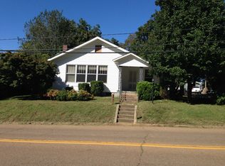 221 E Main St, Dresden, TN 38225
