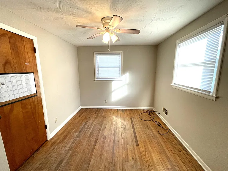 141 Richards Ave — Photo 12