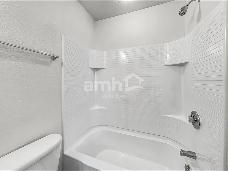 2014 Kingsbridge Dr — Photo 14