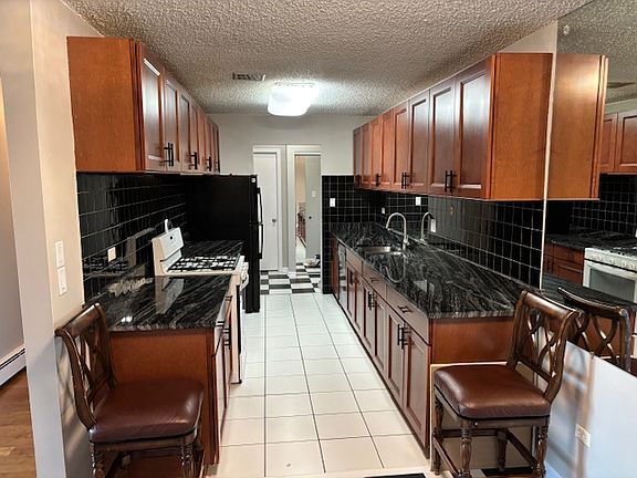 4th image of 8970 N Parkside Ave APT 402