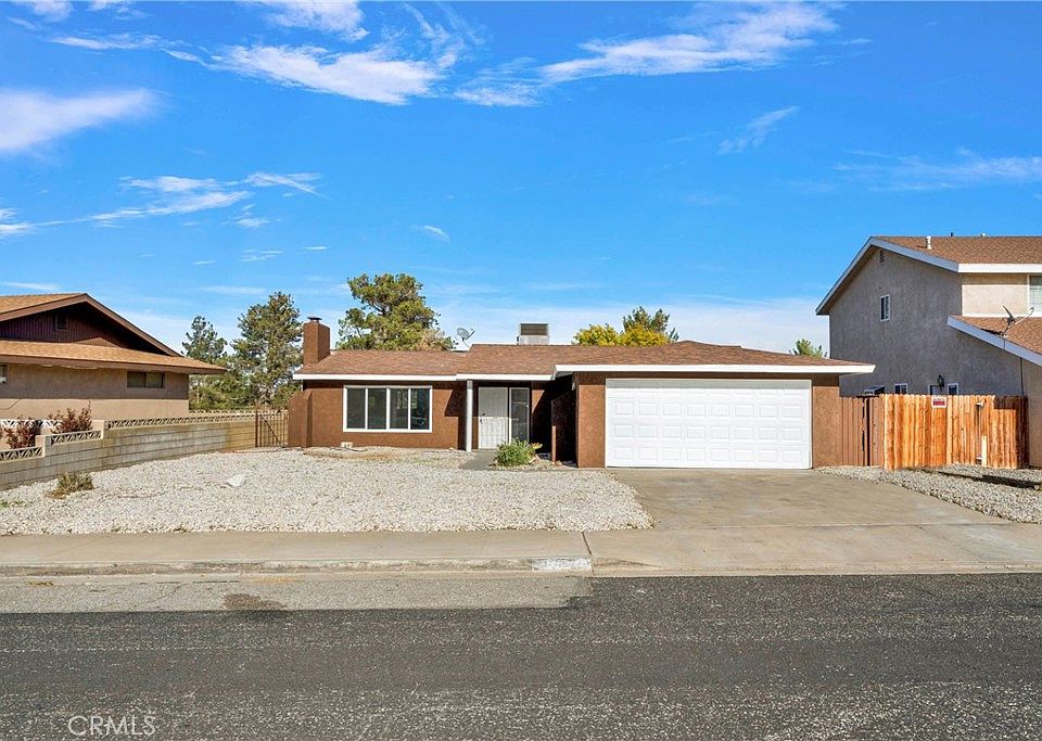 1st image of 13977 Arrowhead Dr