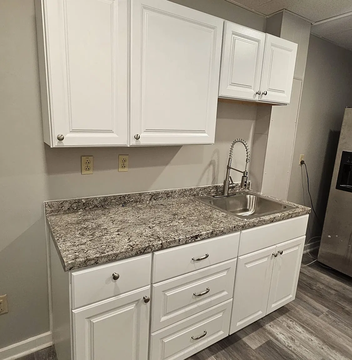 637 N Refwal St — Photo 3