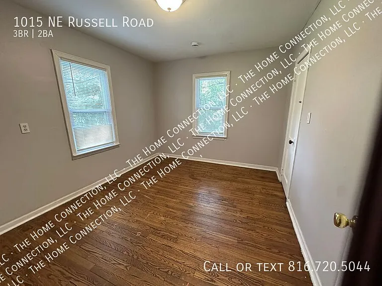 1015 NE Russell Rd — Photo 11