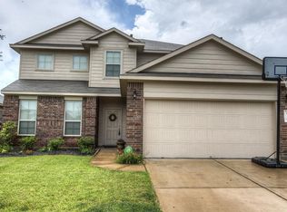 8738 Auburn Mane Dr, Tomball, TX 77375