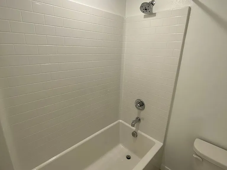 3211 Centano Ave — Photo 36