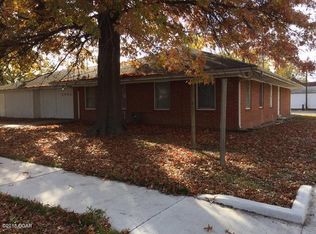 1702 S Pearl Ave, Joplin, MO 64804