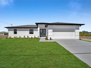 2616 28th St SW, Lehigh Acres, FL 33976