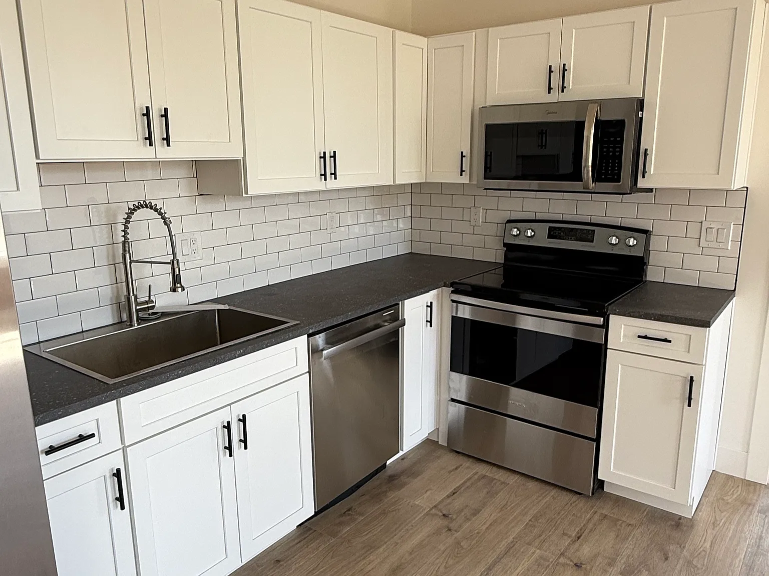 2 bed, $1,500 — Photo 3
