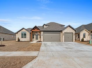 221 Ambry Loop, Centerton, AR 72719