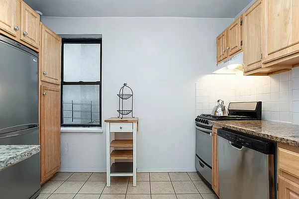 Rented by Emor Management Inc. | media 10