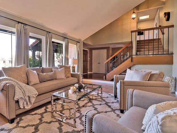 4th image of 4958 Gentian Ct