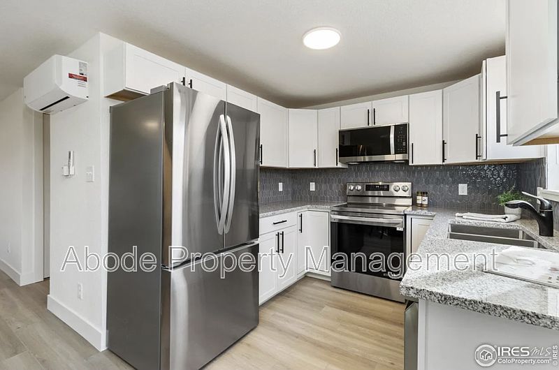 1st image of 138 Glenda Dr APT 2