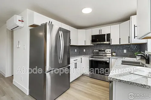 138 Glenda Dr #2 Photo 1