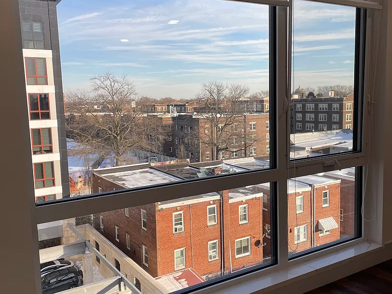 4906 Spruce St #308 — Photo 8