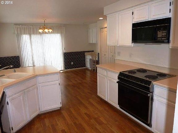 2nd image of 2801 SE 175th Ave