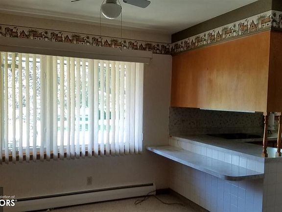 5th image of 326 S 5th St #Townhouse