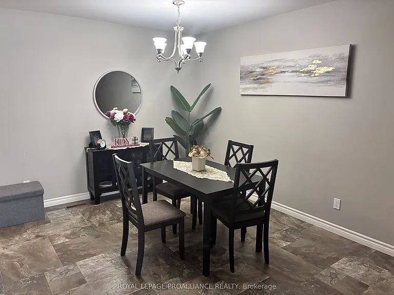 53 Ridgeway Pl — Photo 6