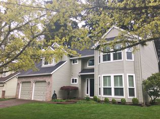 16555 SW Estuary Dr, Beaverton, OR