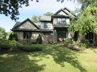 18000 Turtle Point, Eden Prairie, MN 55347