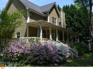 697 Early Dr, Hartwell, GA 30643