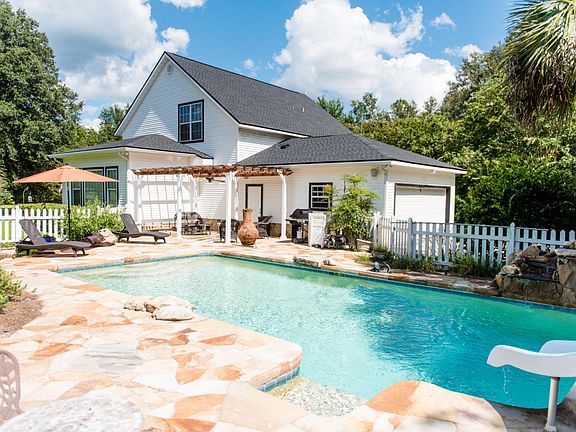 5th image of 7430 Big Bear Ln