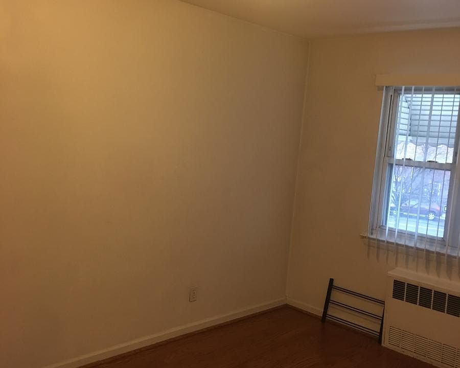 1st image of 2517 Paulding Ave