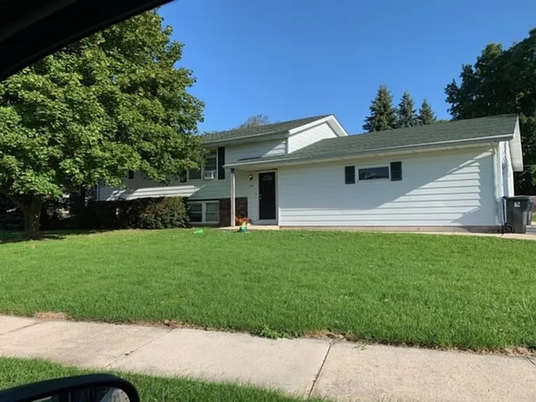 245 Egan St — Photo 1
