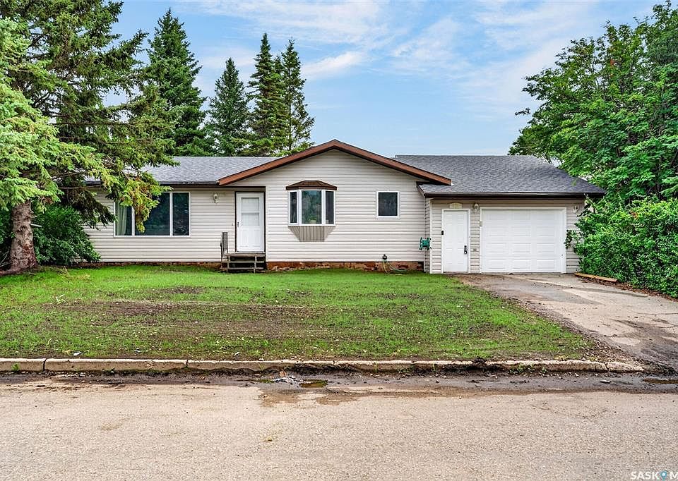 1st image of 912 Portage DRIVE