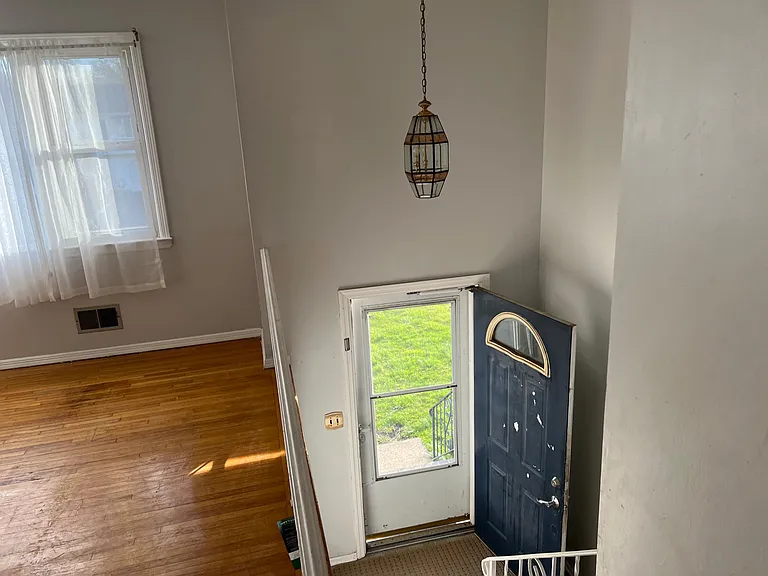 19 Hidden Hollow Ct — Photo 8