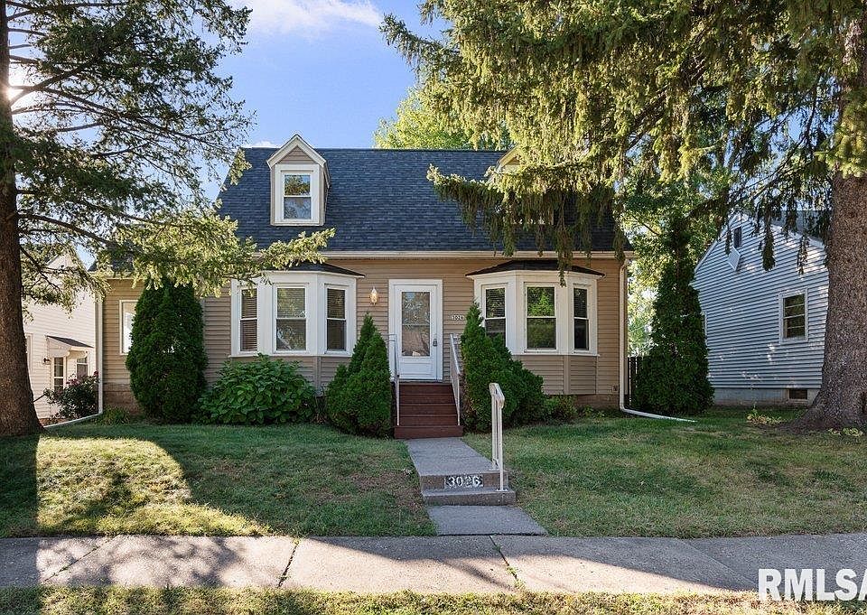 1st image of 3026 Jefferson Ave