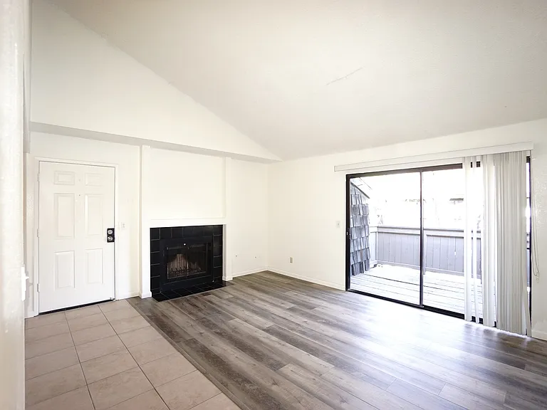 1190 S Winery Ave #245 — Photo 15