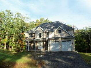 21 Tyler Ct, Canadensis, PA 18325