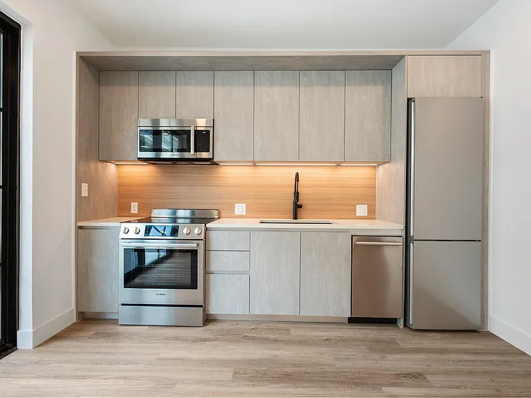 4315 S Congress Ave #208 — Photo 17